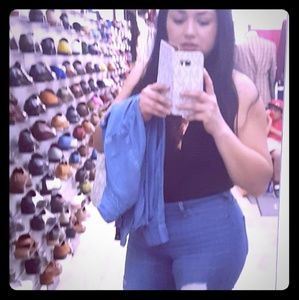 Meet your Posher, Becky